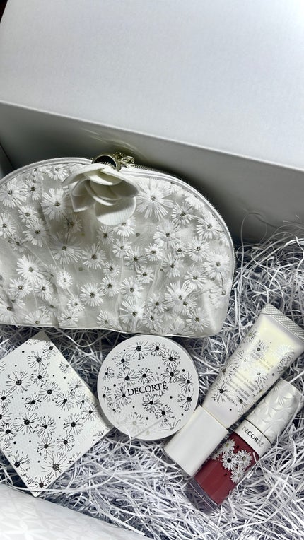 コスメデコルテ ホワイトブリス コレクション/DECORTÉ/メイクアップキットを使ったクチコミ(1枚目)