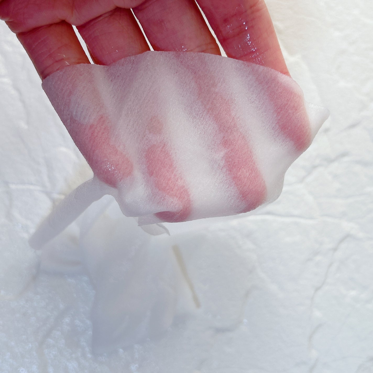 ルルルンプレシャス RED(モイスト)【旧】/ルルルン/シートマスク・パックを使ったクチコミ(4枚目)