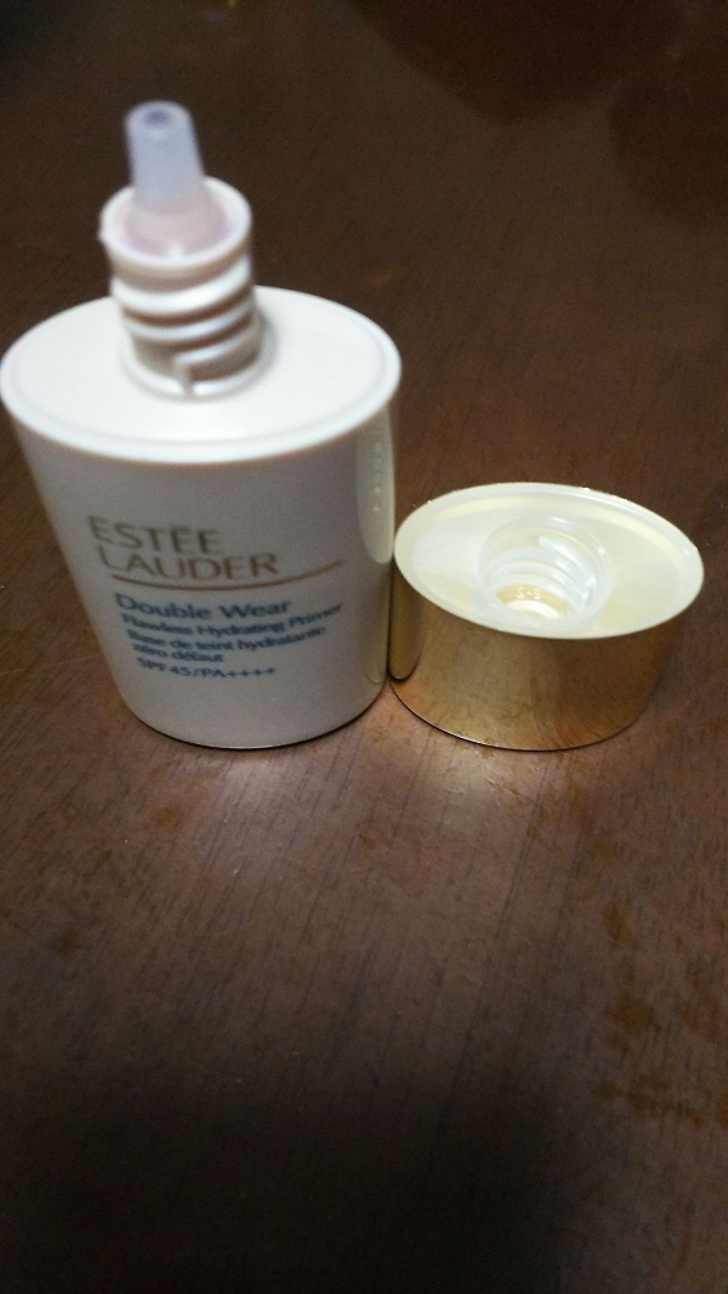 ダブル ウェア フローレス ハイドレーティング プライマー/ESTEE LAUDER/化粧下地を使ったクチコミ（3枚目）