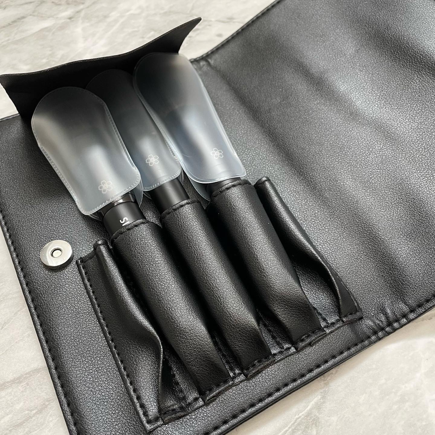 SIXPLUS フェイスブラシ 3本セット - Dawnシリーズ（ブラック）/SIXPLUS/メイクブラシを使ったクチコミ（2枚目）