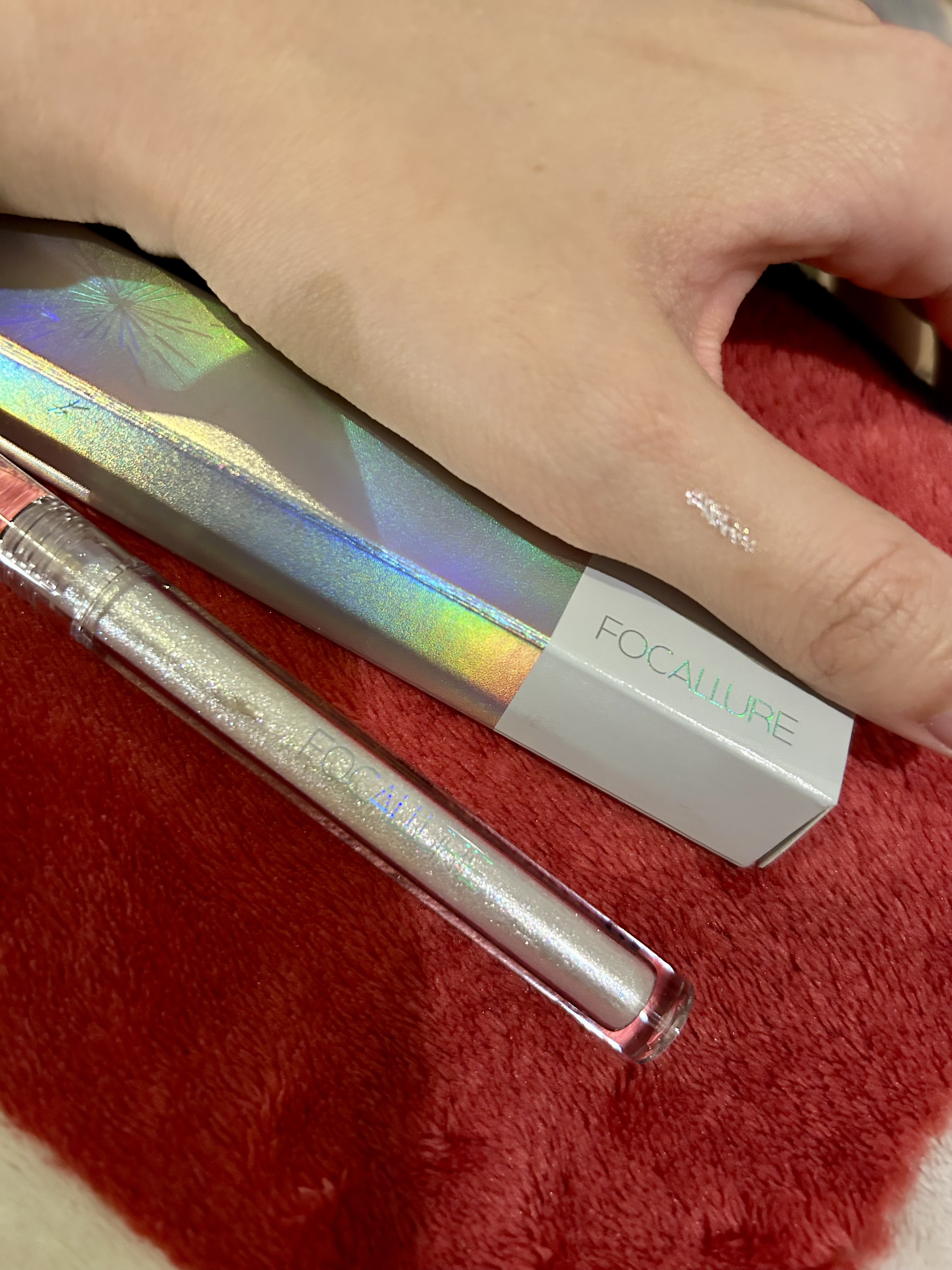 フェアリーグリッターライナー S01 フェアリーダイヤモンド/FOCALLURE/グリッターを使ったクチコミ（1枚目）