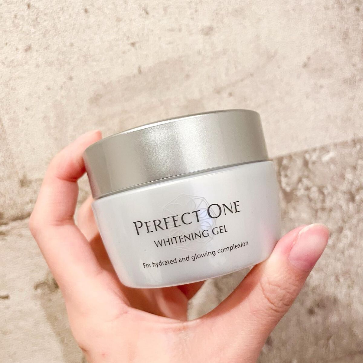 パーフェクトワン 薬用ホワイトニングジェル/パーフェクトワン/オールインワン化粧品を使ったクチコミ(8枚目)