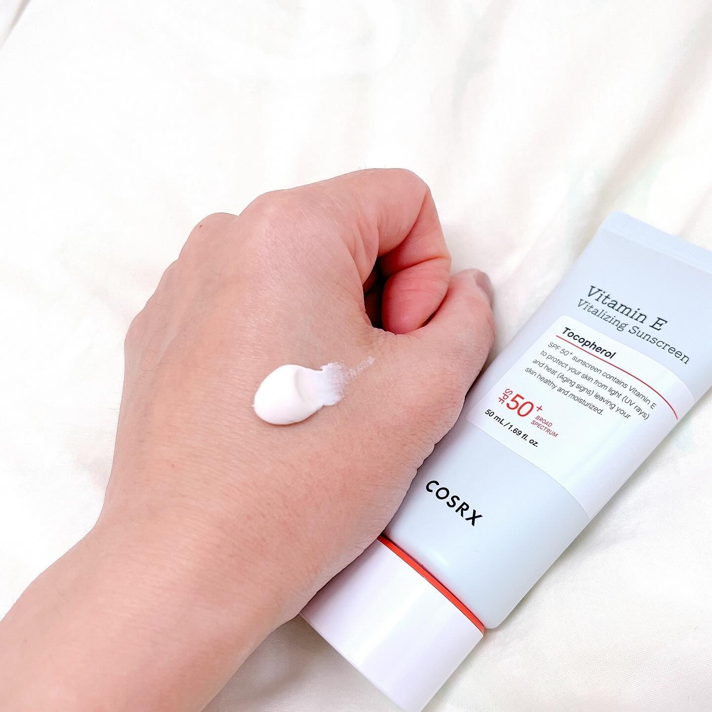 ビタミンEバイタライジングUVクリーム　SFP50＋/COSRX/日焼け止めクリームを使ったクチコミ（2枚目）