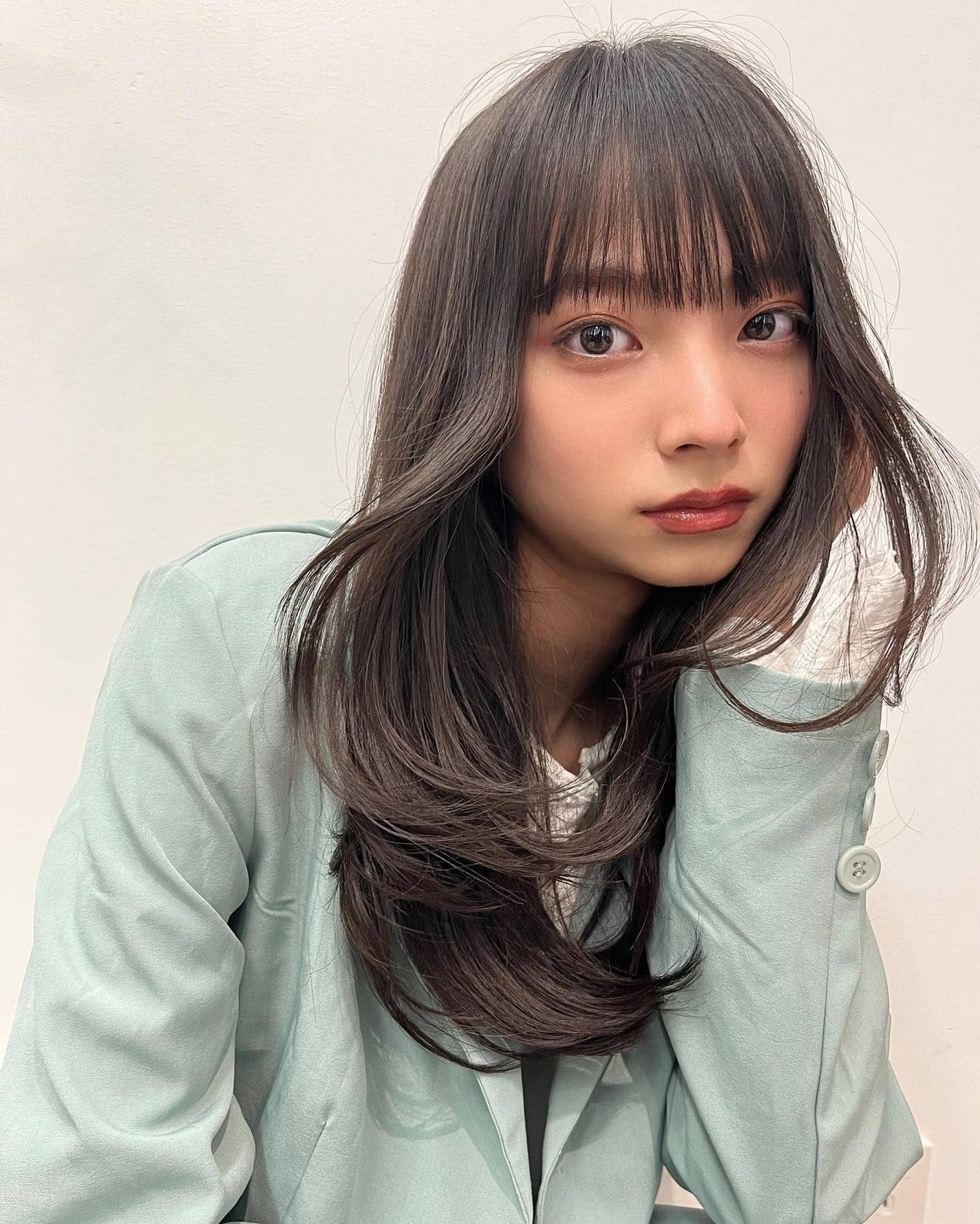 HARUNA on LIPS 「レイヤースタイル🌟🌟..風になびく素敵なレイヤーたっぷりカット..」(2枚目)