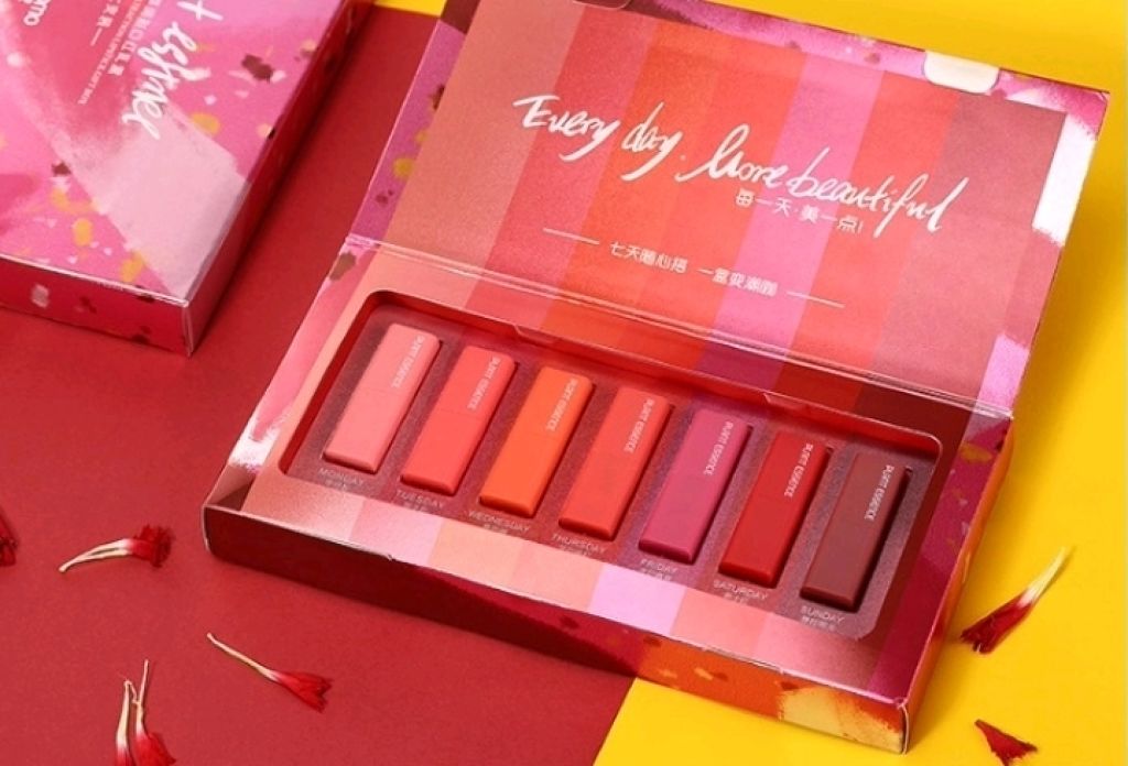 gecomo seven days plant extraction lipstik gift box/gecomo/口紅を使ったクチコミ(1枚目)