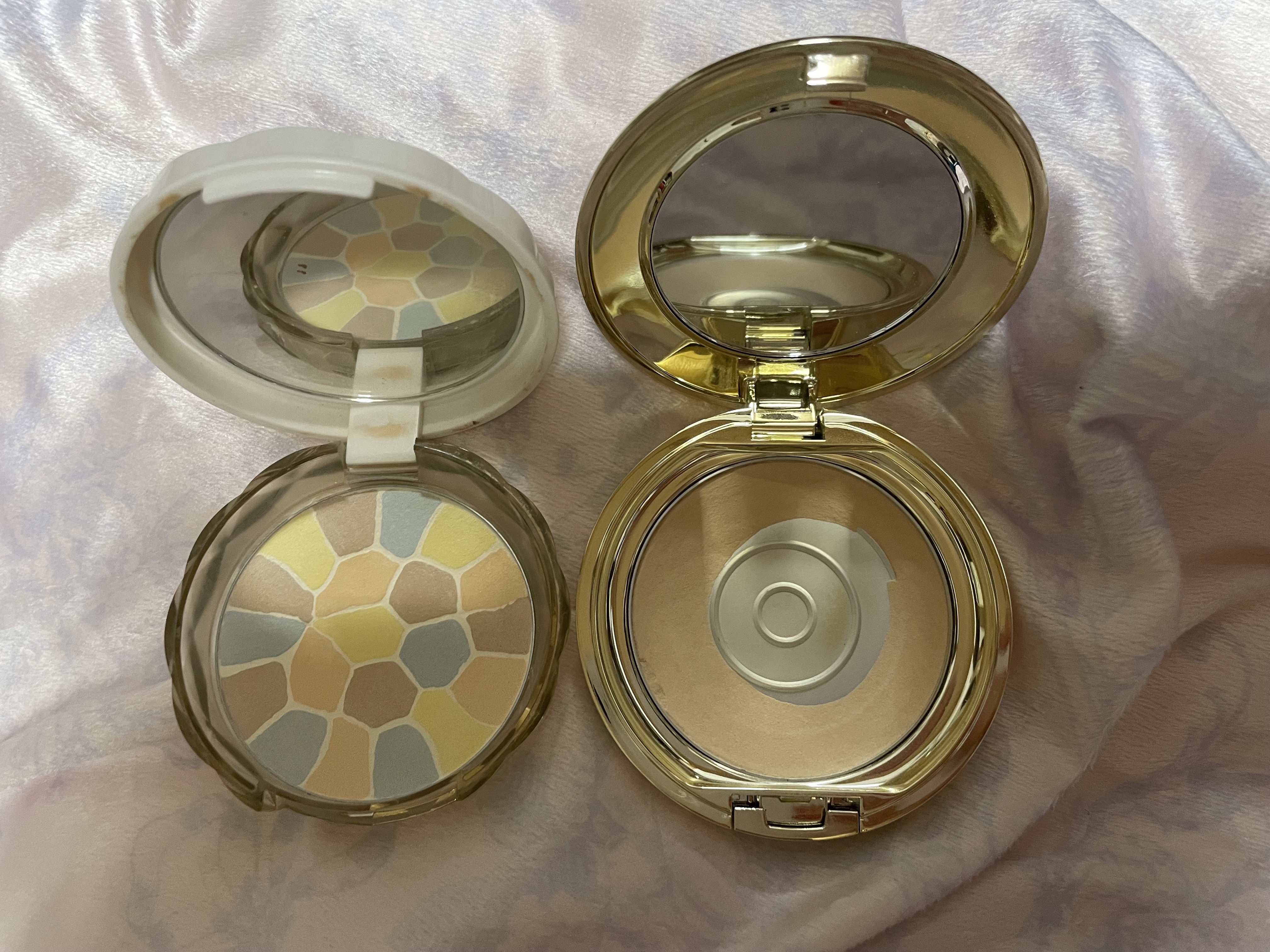 ラ プードル オートニュアンス/Elégance/プレストパウダーを使ったクチコミ（2枚目）