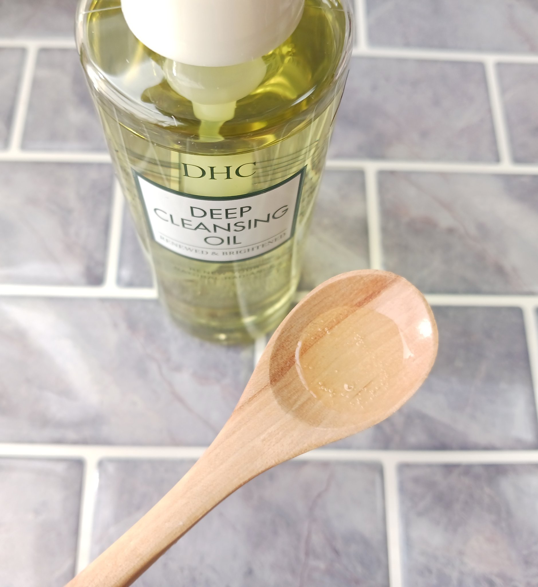 DHC 薬用ディープクレンジングオイル リニューブライト/DHC/オイルクレンジングを使ったクチコミ（2枚目）