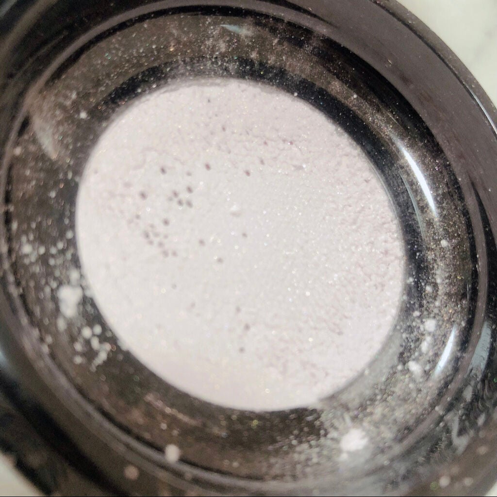 エッセンシャルパウダーイルミネーター/JUNG SAEM MOOL/ルースパウダーを使ったクチコミ(2枚目)