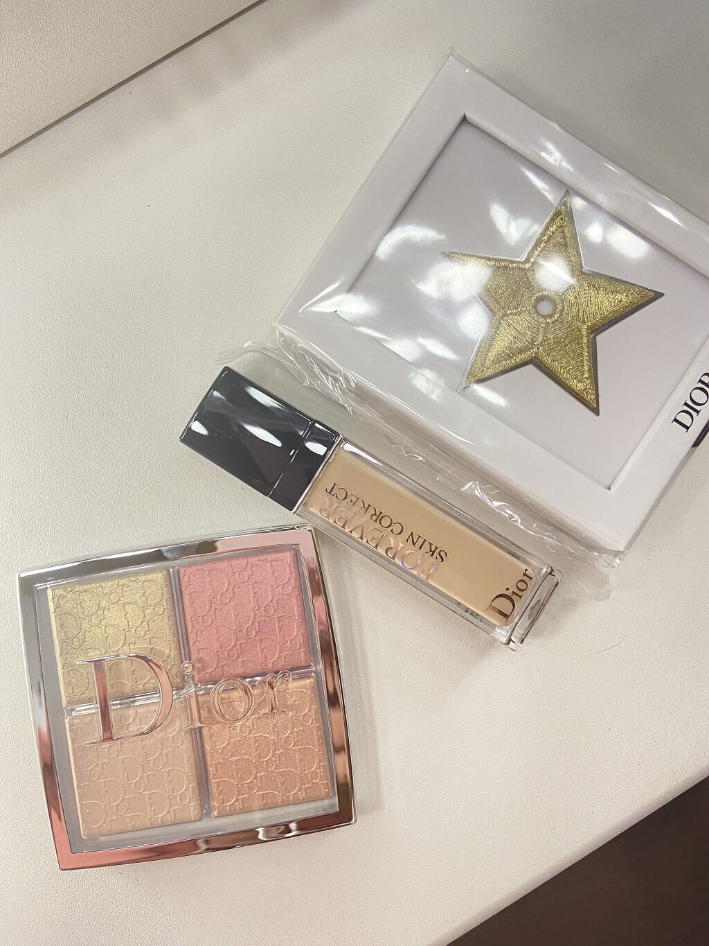 ディオール バックステージ フェイス グロウ パレット/Dior/ハイライトを使ったクチコミ（2枚目）