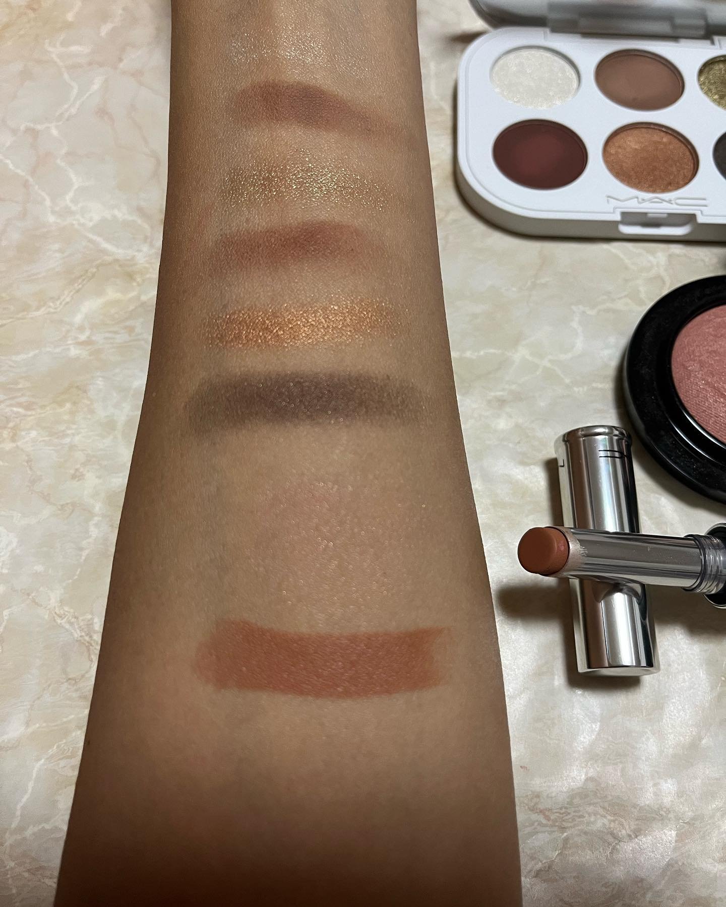 スコール ゴールズ アイシャドウ パレット × 6/M・A・C/アイシャドウパレットを使ったクチコミ（2枚目）