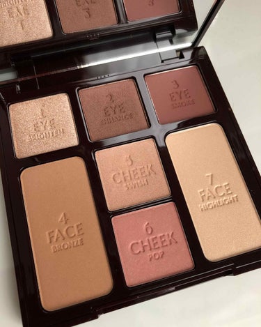 Charlotte Tilbury リミテッドエディションインスタントルック IN ア パレットのクチコミ「シャーロットティルブリー
INSTANT LOOK IN A PALETTE


私が大好きな.....」（2枚目）