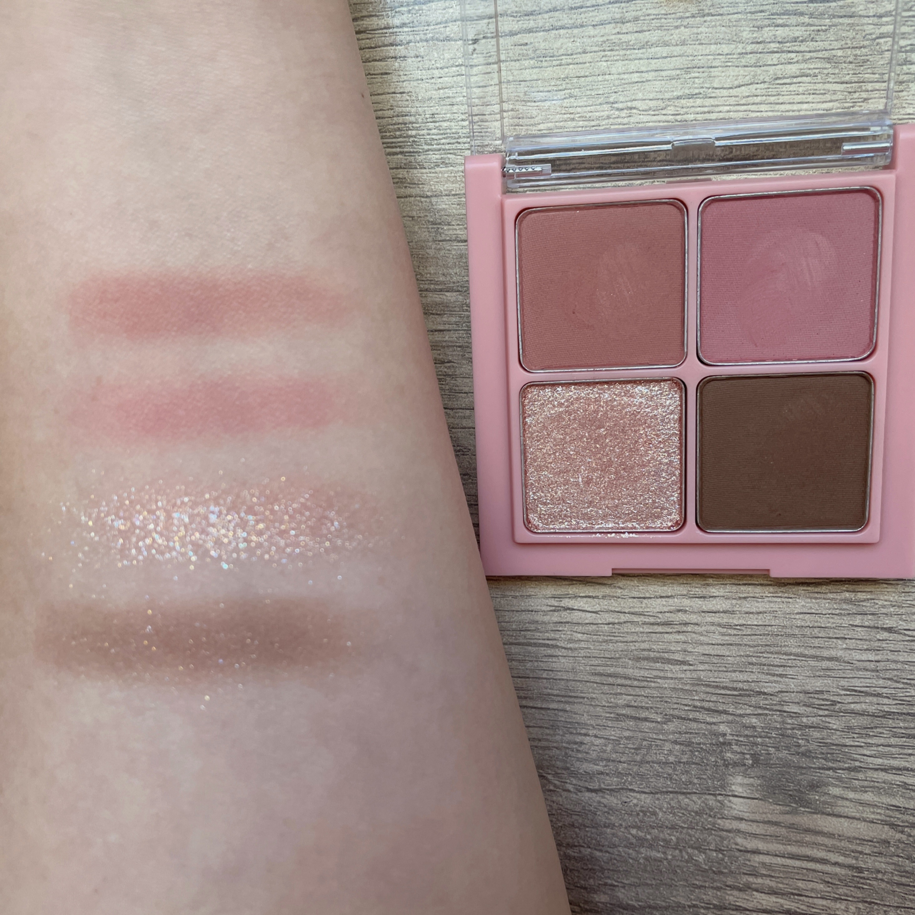 ベターザンアイズ/rom&nd/アイシャドウパレットを使ったクチコミ（2枚目）