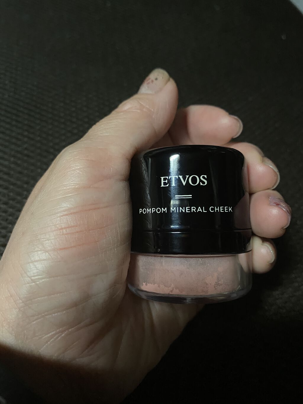 ポンポンミネラルチーク ハニーサックル/エトヴォス/パウダーチークを使ったクチコミ（1枚目）