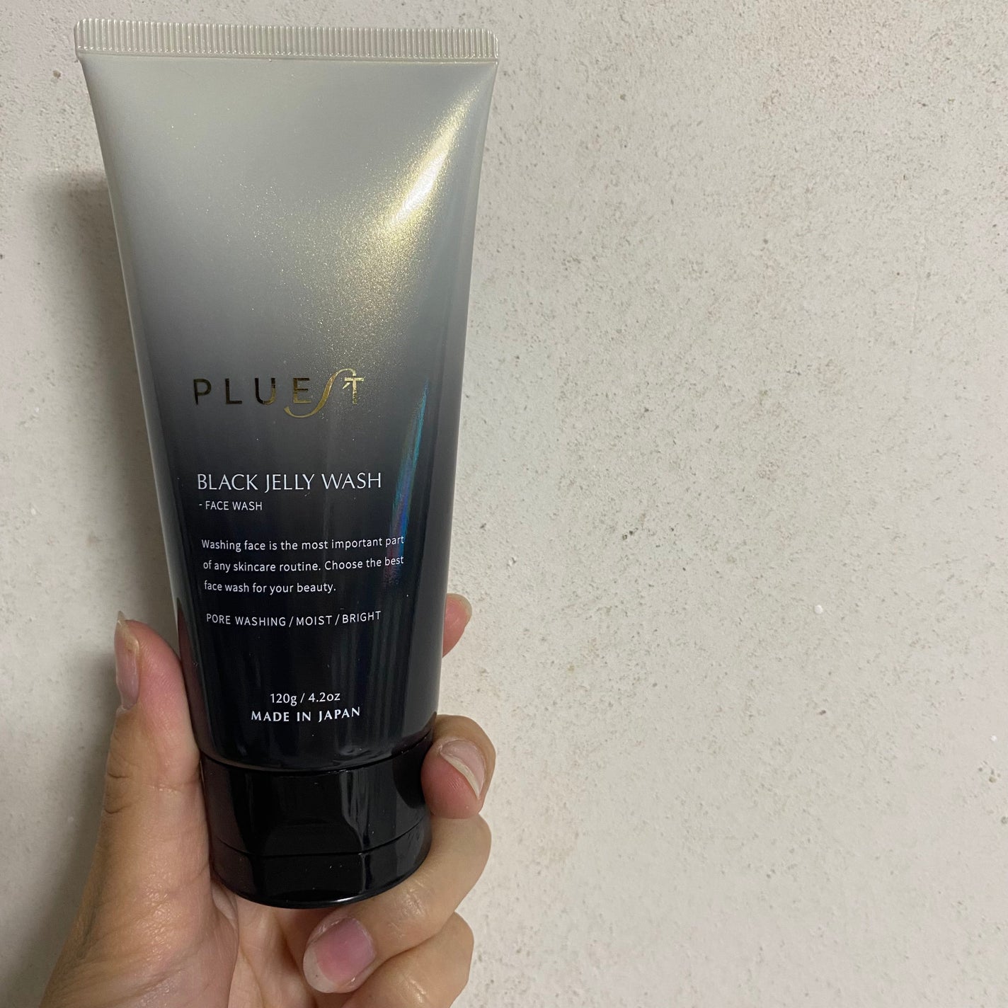 BLACK JELLY WASH(ブラックジェリーウォッシュ)/PLUEST/その他洗顔料を使ったクチコミ(1枚目)
