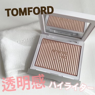 TOM FORD BEAUTY ソレイユ ネージュ グロウ ハイライターのクチコミ「TOM FORD BEAUTY ソレイユ ネージュ グロウ ハイライター 01ローズ イリゼ🤍.....」（1枚目）