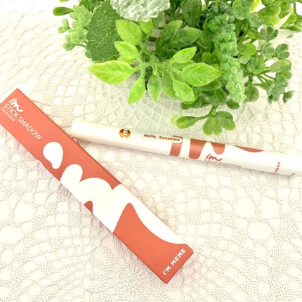 アイムスティックシャドウシマー 004 ローズケープ/i’m meme/スティックアイシャドウを使ったクチコミ(2枚目)