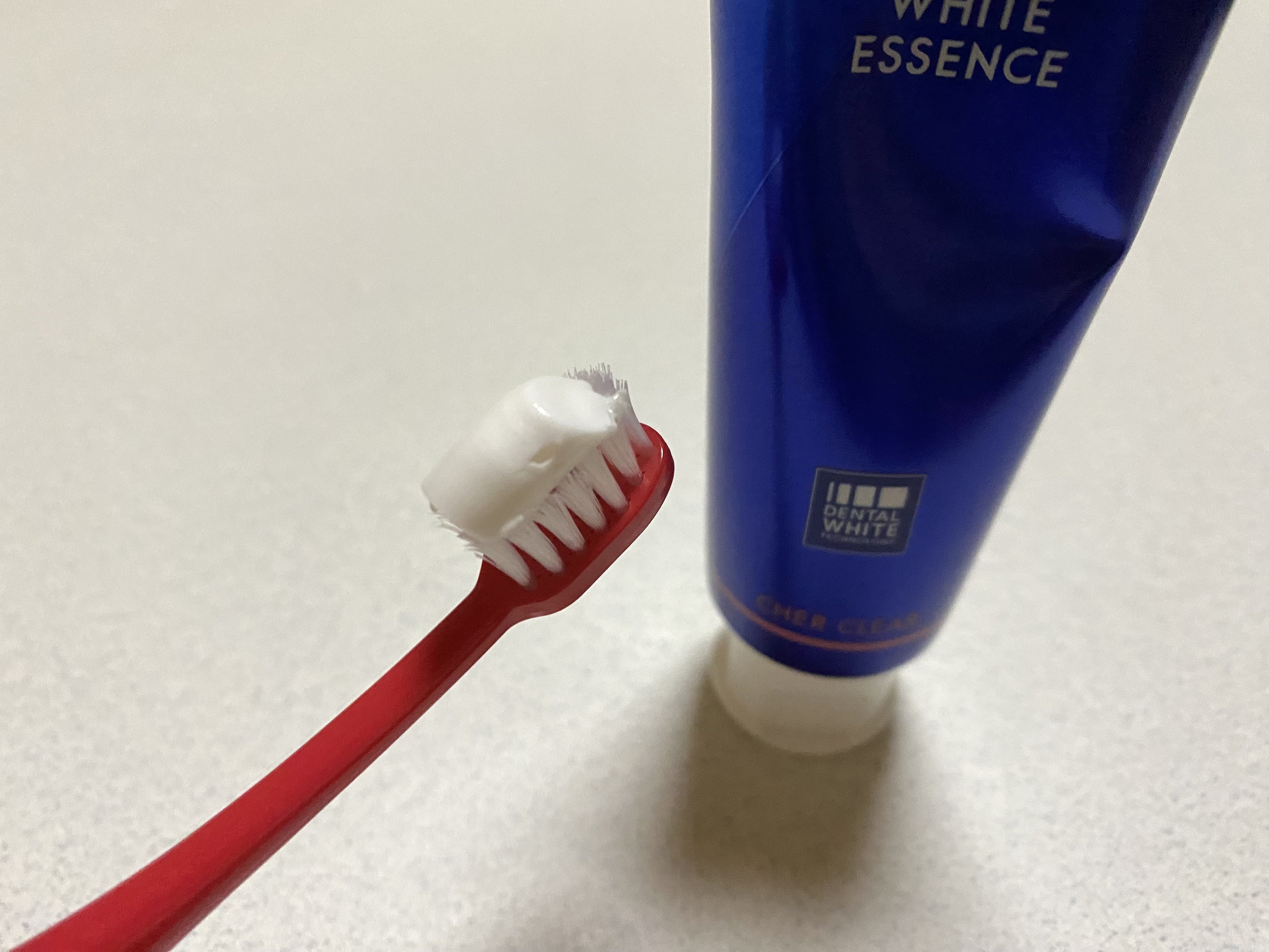 シェールクリア/ホワイトエッセンス/歯磨き粉を使ったクチコミ（3枚目）