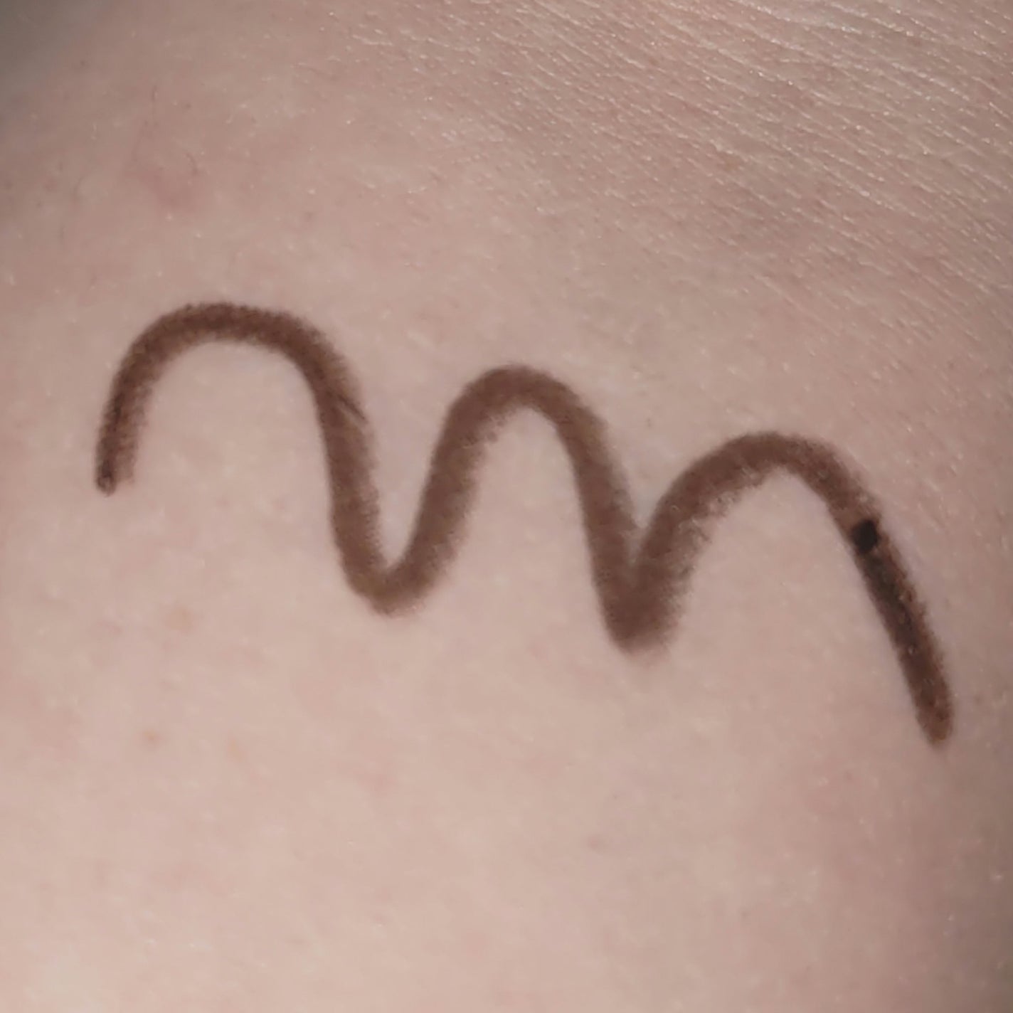 UR GLAM GEL EYELINER/U R GLAM/ジェルアイライナーを使ったクチコミ(3枚目)