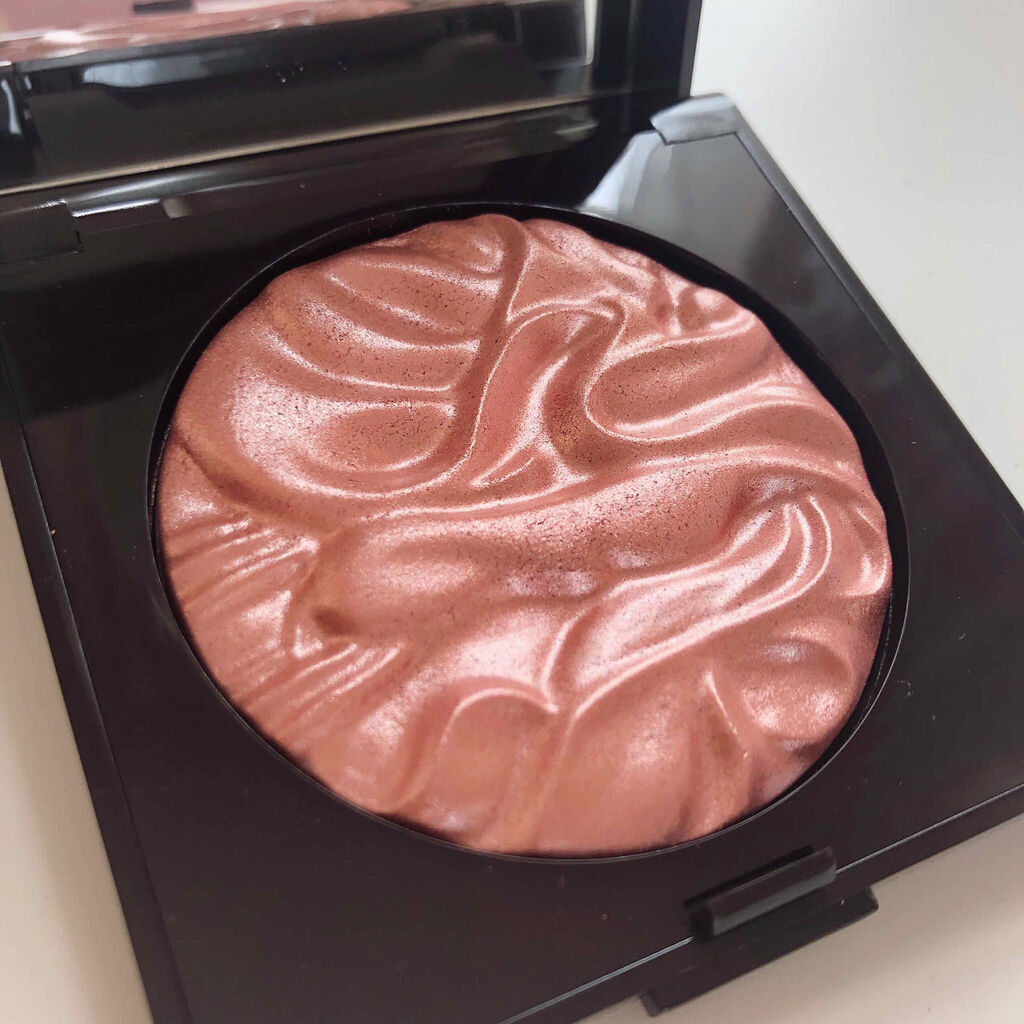 フェイスイルミネーター/ローラ メルシエ/パウダーハイライトを使ったクチコミ（2枚目）