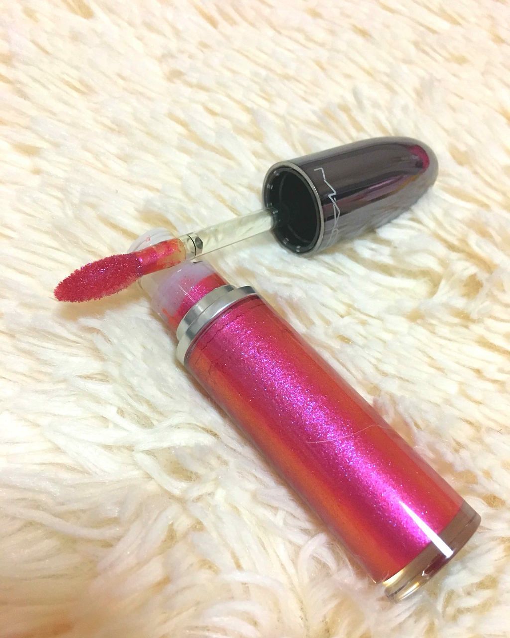 グランドイリュージョン リキッド リップカラー/M・A・C/リップグロスを使ったクチコミ（2枚目）