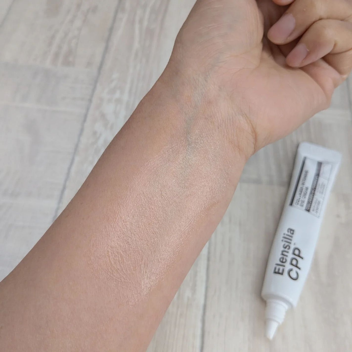 エレンシリア cpp コラーゲン 80 インテンシブ アイクリーム/Elensilia/アイケア・アイクリームを使ったクチコミ(8枚目)