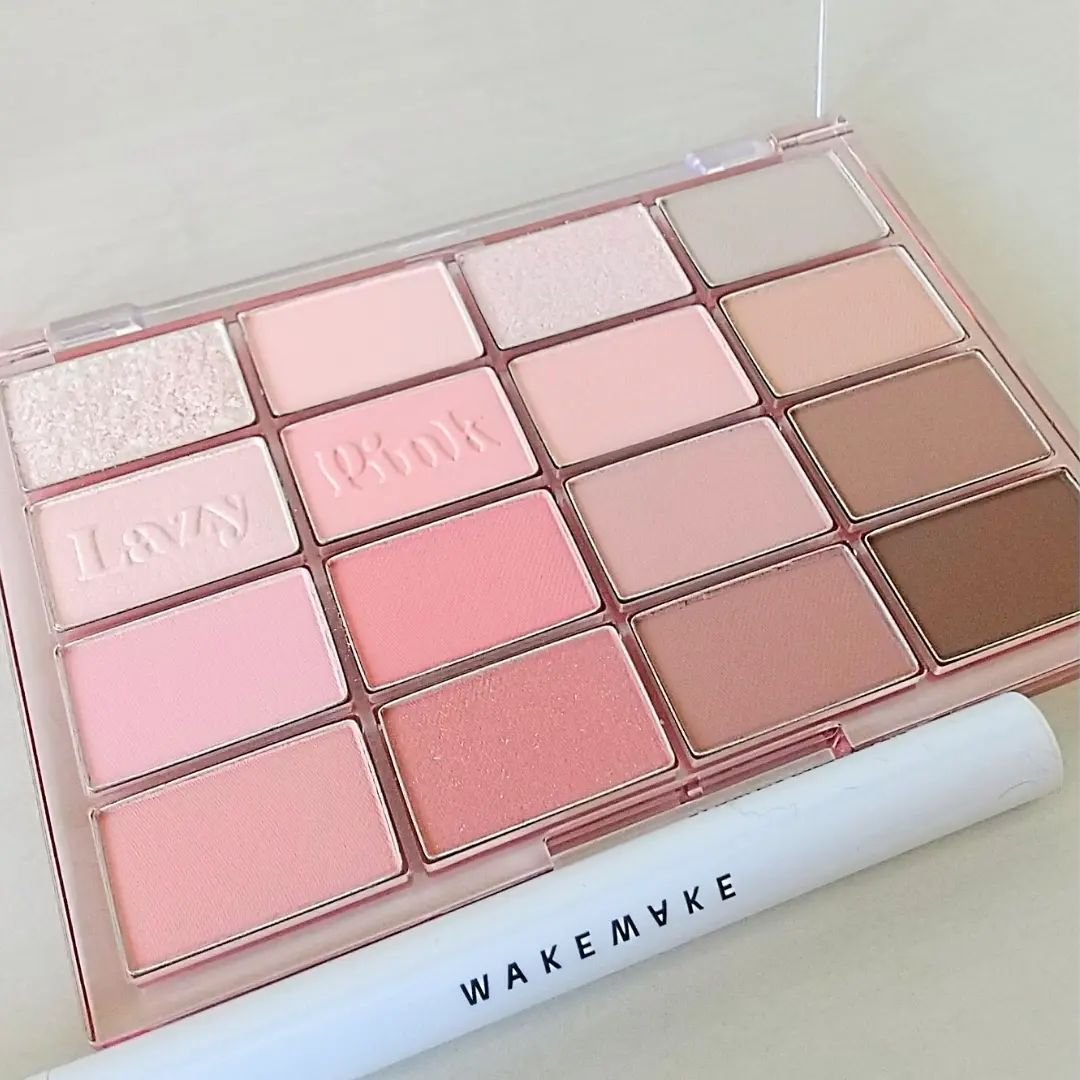 ソフトブラーリングアイパレット/wakemake/アイシャドウパレットを使ったクチコミ（1枚目）