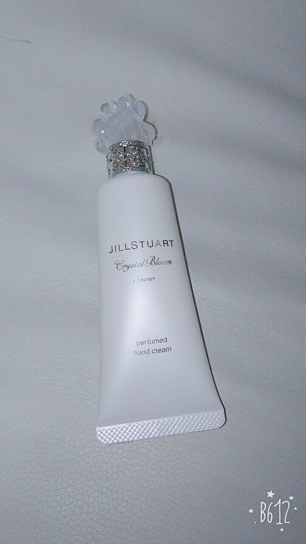 JILL STUART クリスタルブルーム オーロラドリーム パフュームド ヘアミストのクチコミ「初投稿です!
よろしくお願いします💘
1枚目→右 JILLSTUARTヘアミスト
.....」(2枚目)