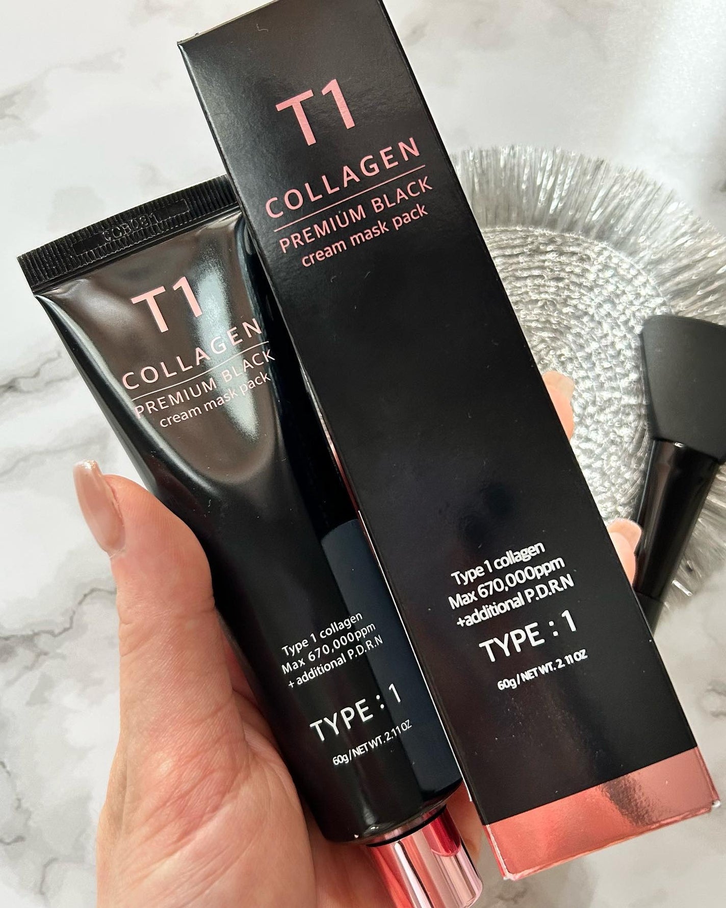 まいこ୨୧ *⑅❤︎·̩͙フォロバ100%♪̊̈♪̆̈ on LIPS 「今、話題の「剥がすcollagenパック」買ってみた♡アンパン..」(2枚目)