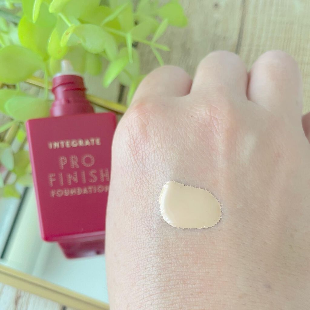 プロフィニッシュリキッド/インテグレート/リキッドファンデーションを使ったクチコミ（2枚目）