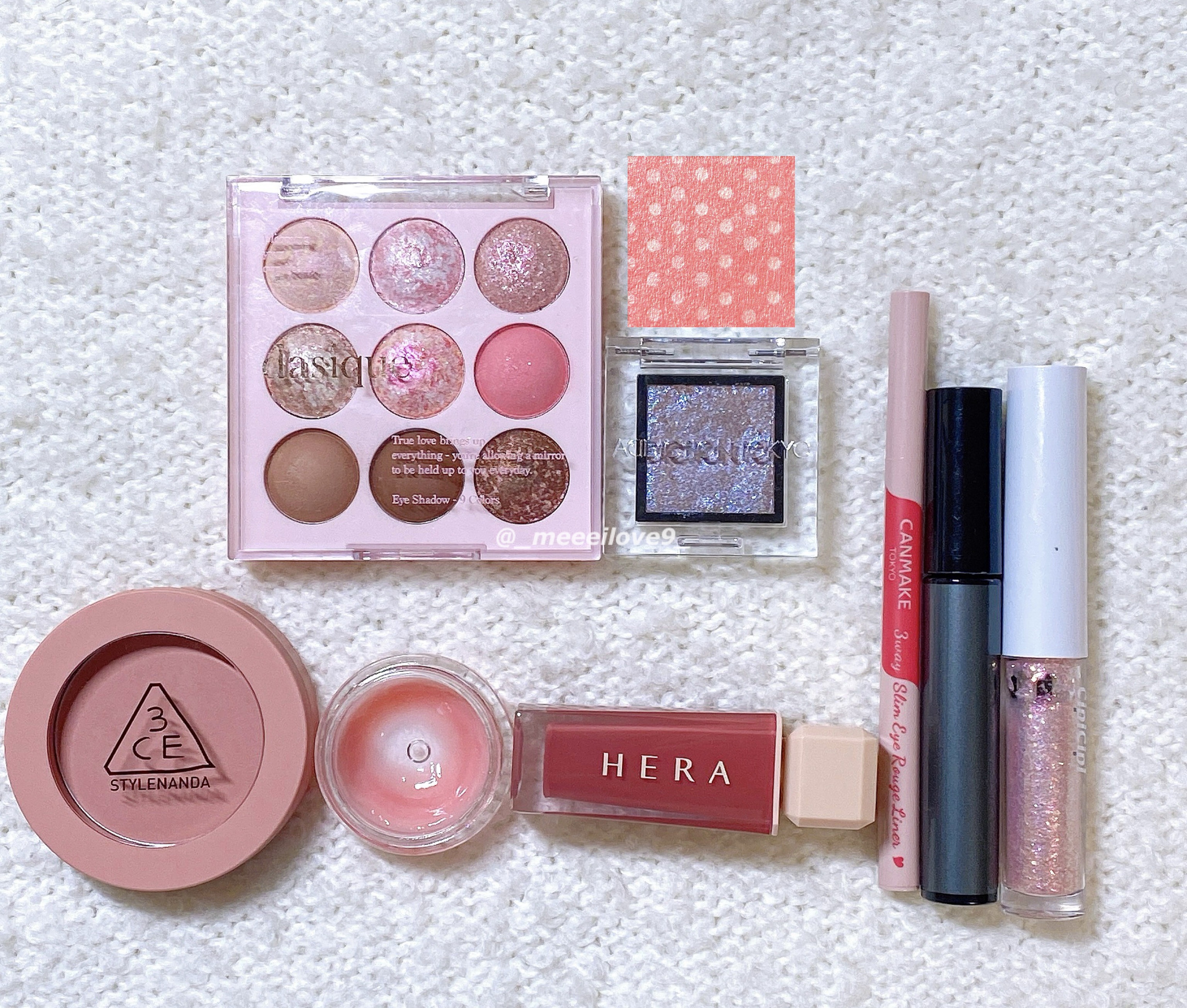 【今日のメイク】
ピンクメイクをしました🩷✨

♡ デイジーク　シャドウパレット　
19 キャンディベリー　　　◯イエベ春◯
左上↖️ベージュをベースに！

♡ マキアージュ　ドラマティックアイカラー 
PK214 フレーズオレ　◯ブルベ