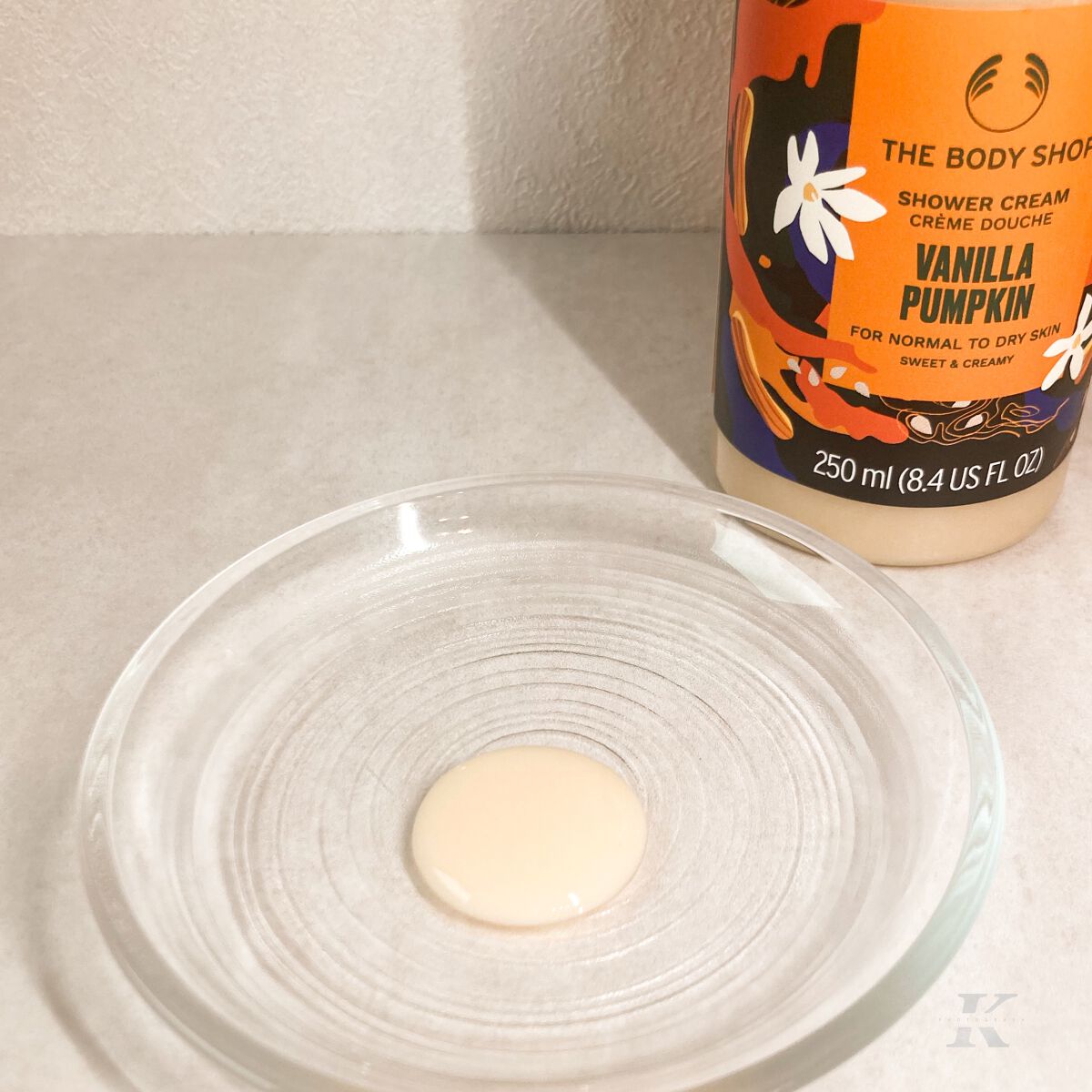 シャワークリーム バニラパンプキン/THE BODY SHOP/ボディソープを使ったクチコミ(2枚目)