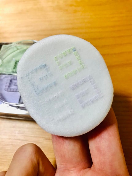 プリズム・リーブル/GIVENCHY/ルースパウダーを使ったクチコミ(3枚目)