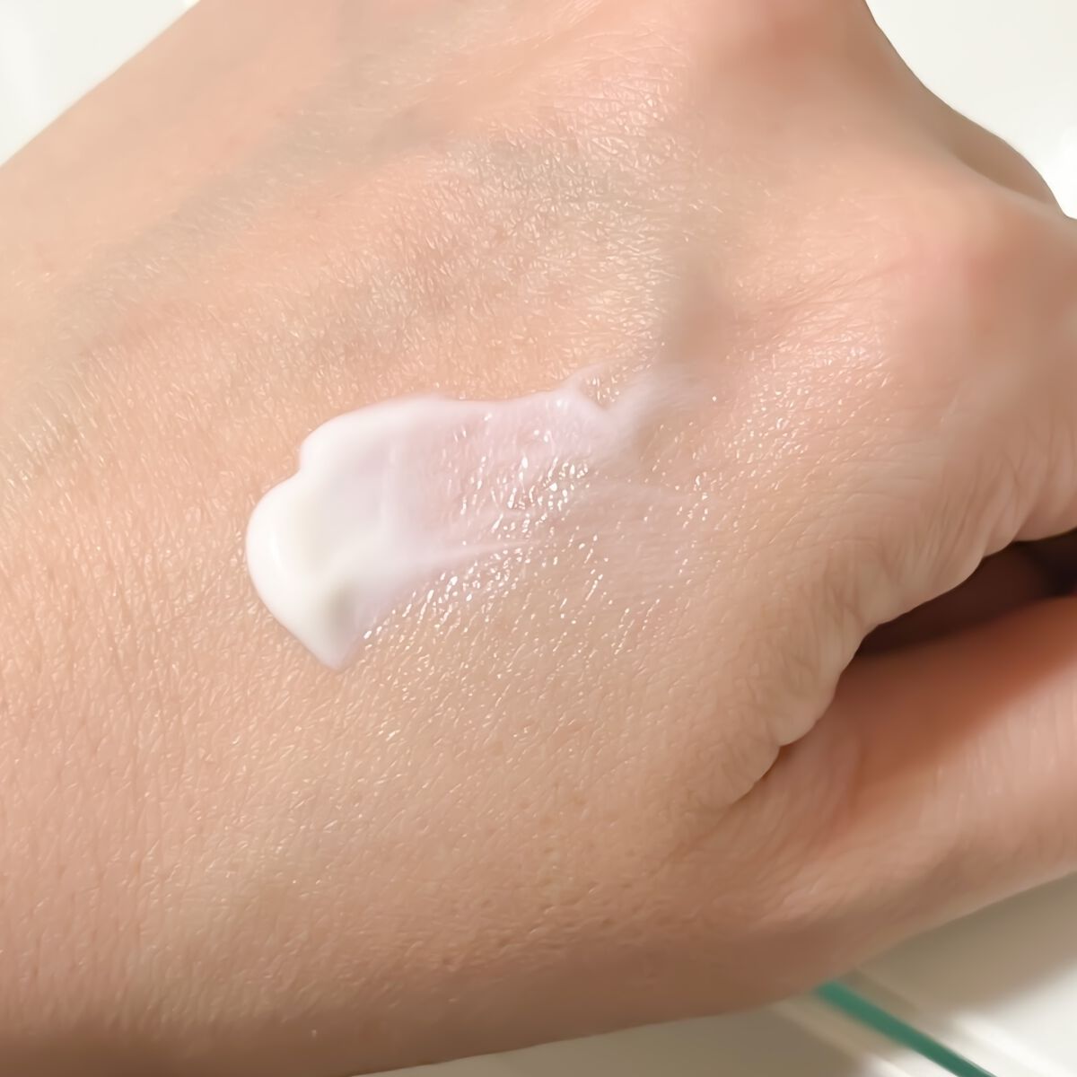 クリーム　イン　デイ/KANEBO/フェイスクリームを使ったクチコミ（3枚目）