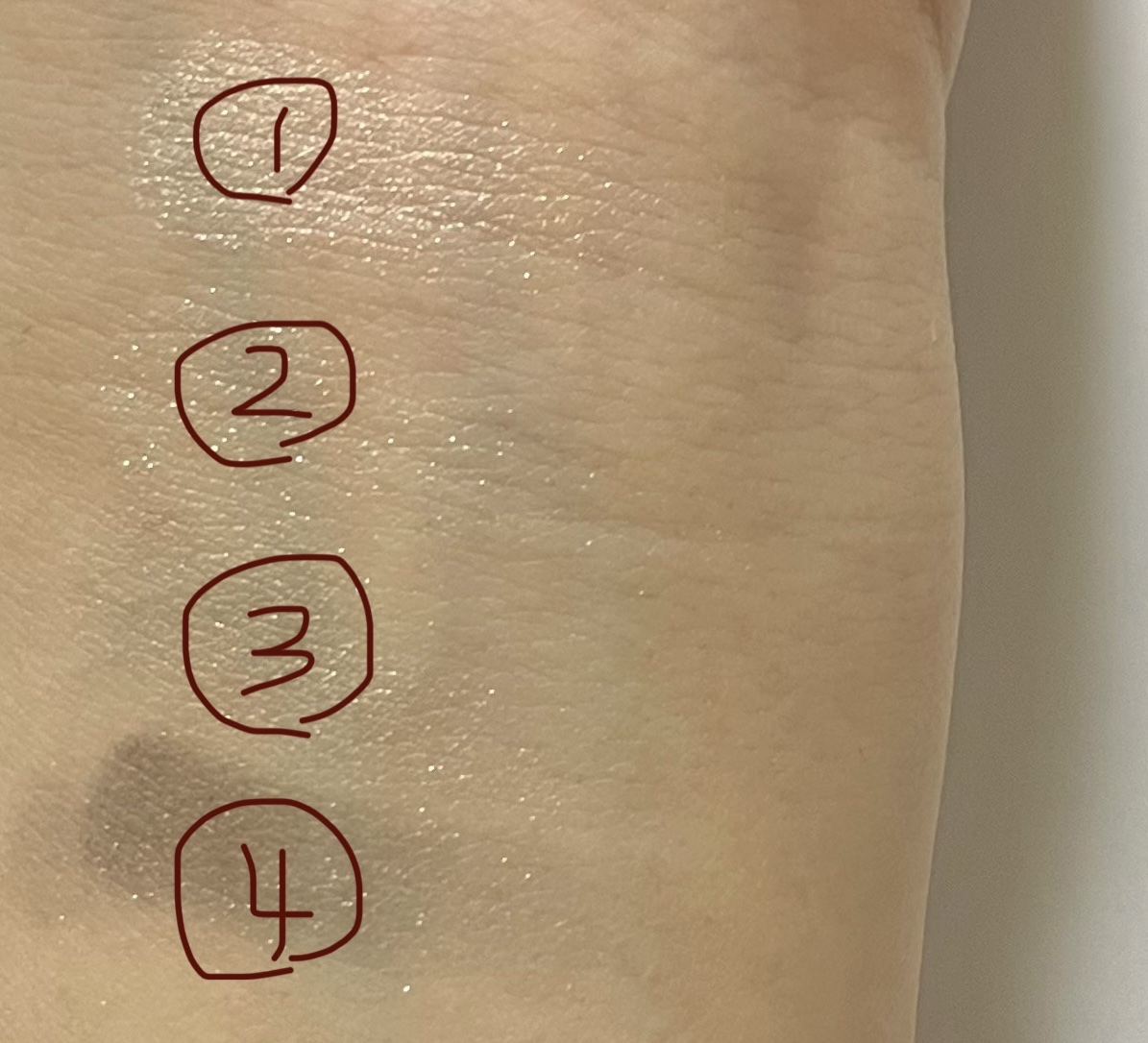 グラデーション アイシャドウ 06 グレー/ちふれ/アイシャドウパレットを使ったクチコミ（3枚目）