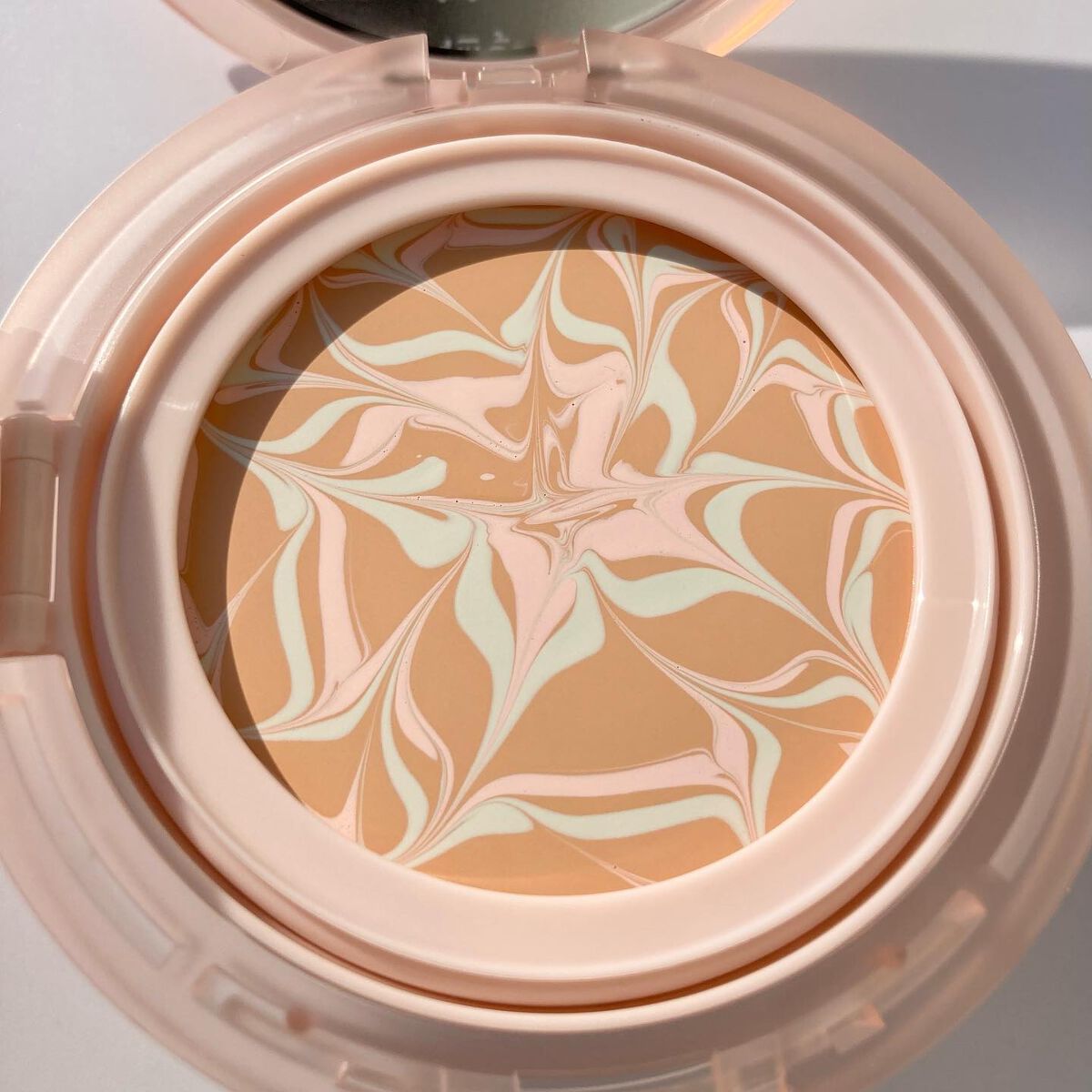 CICA エッセンススキンカバーパクト｜VTの口コミ - ▷VT CICA