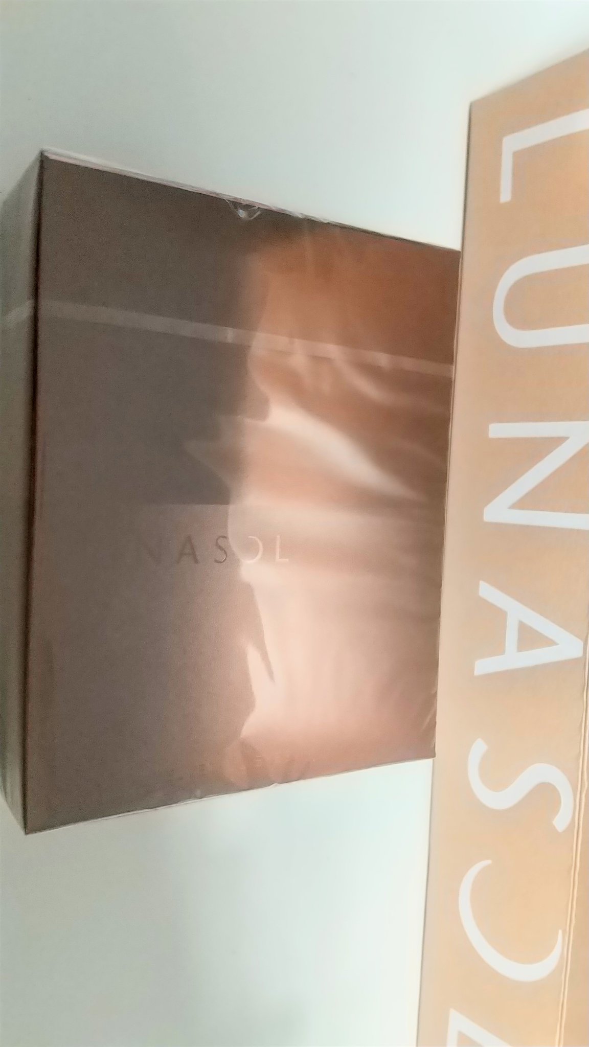 ベルベットフルアイズ 01 Deep Bordeaux Velvet/LUNASOL/アイシャドウパレットを使ったクチコミ（1枚目）