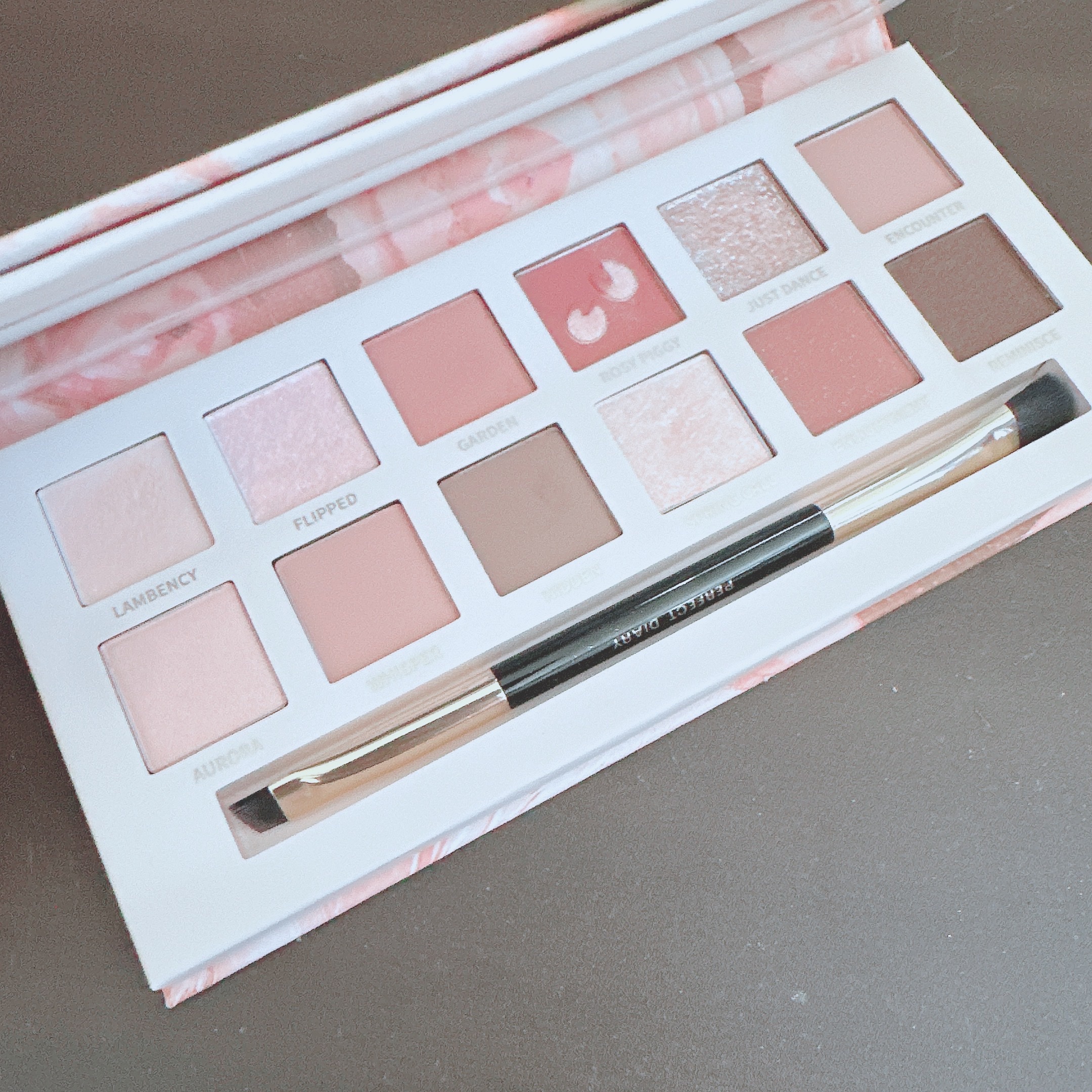 エクスプローラ12色 動物アイシャドウパレット/PERFECT DIARY/アイシャドウパレットを使ったクチコミ（2枚目）