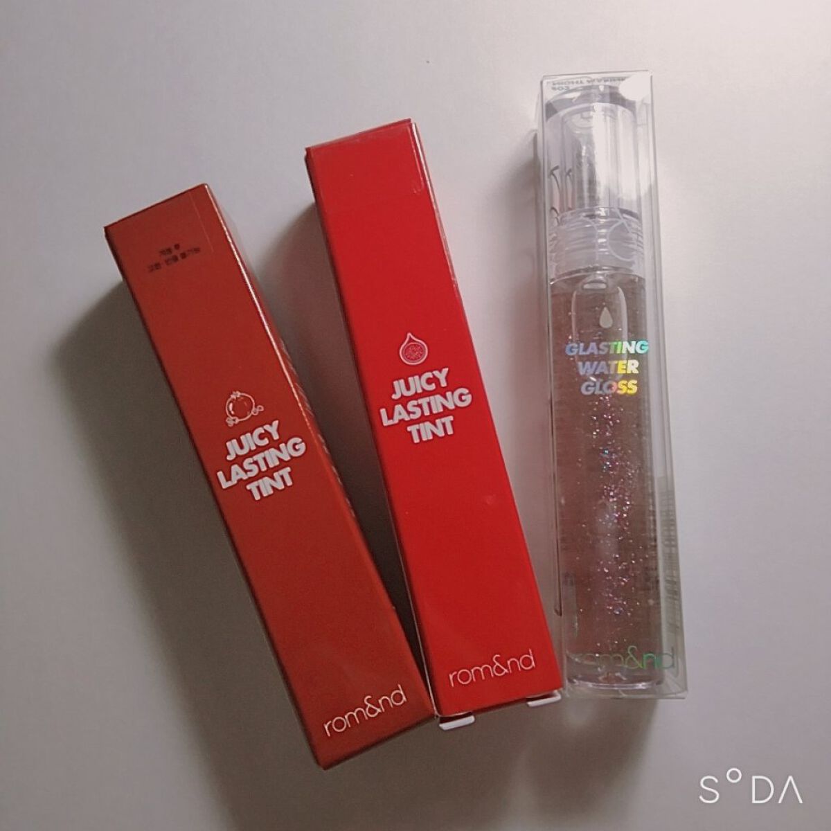 ジューシーラスティングティント/rom&nd/リップティントを使ったクチコミ（1枚目）