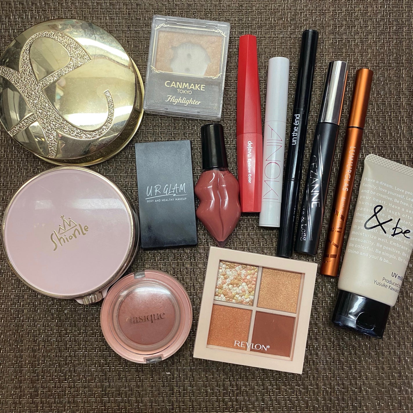 エレガンス ラ プードル オートニュアンス リクスィーズ/Elégance/プレストパウダーを使ったクチコミ(3枚目)