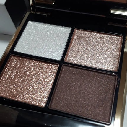 シグニチャー カラー アイズ/SUQQU/アイシャドウパレットを使ったクチコミ(3枚目)