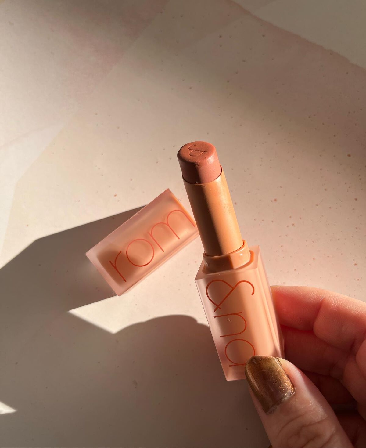 ゼロマットリップスティック/rom&nd/口紅を使ったクチコミ（1枚目）