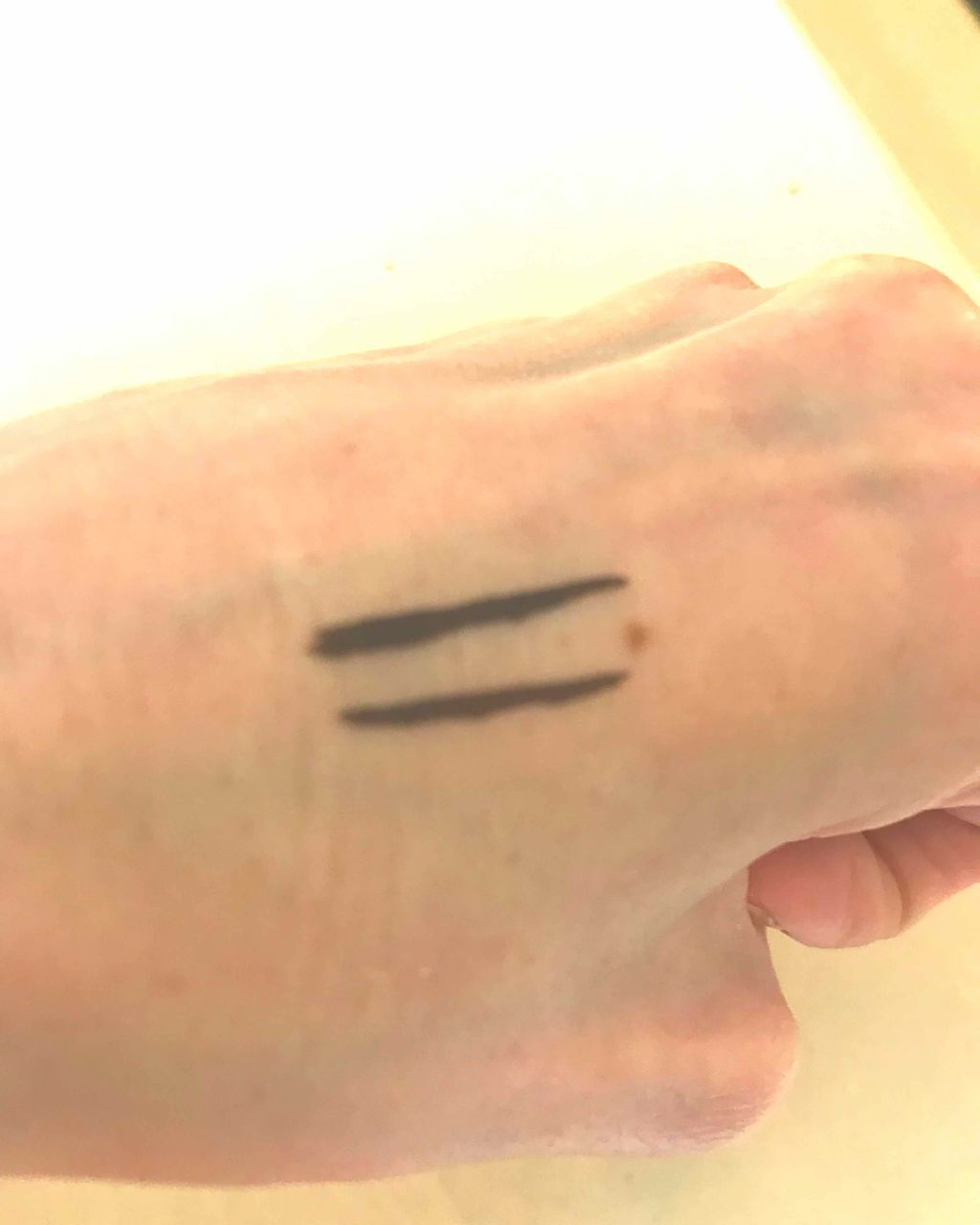 オールデイ フィックス ペンライナー/ETUDE/リキッドアイライナーを使ったクチコミ（2枚目）