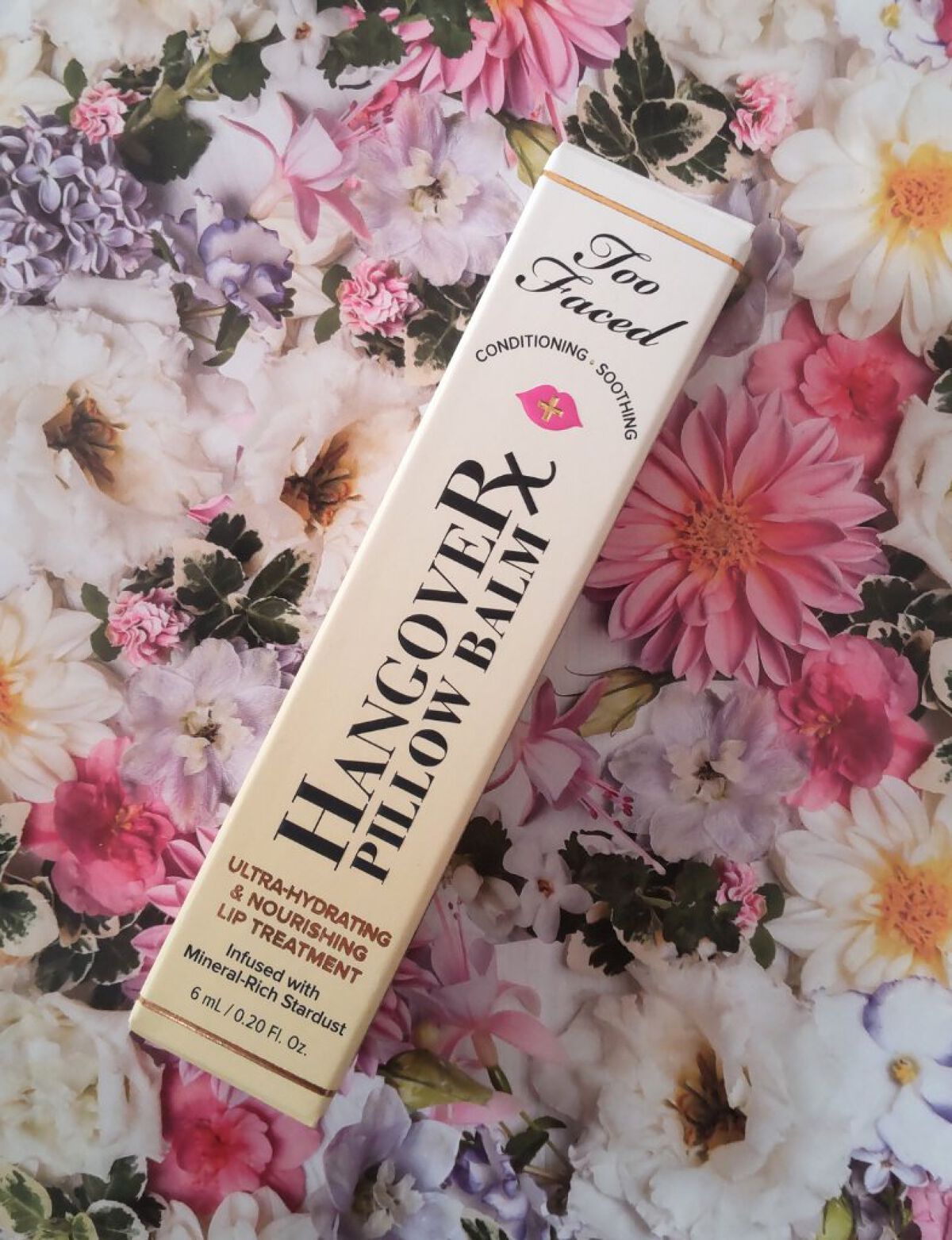 ～トゥー フェイスド ハングオーバー～ ピロー バーム リップ トリートメント/Too Faced/リップ美容液を使ったクチコミ（1枚目）