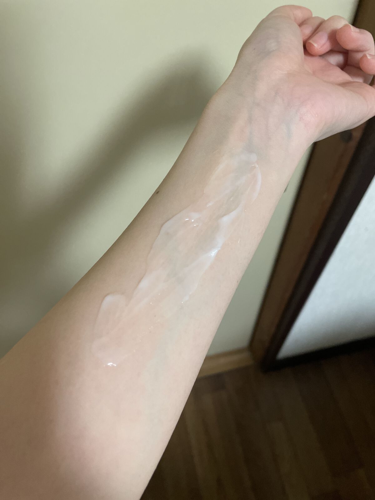 エムボディクリーム/M body cream/ボディクリームを使ったクチコミ(3枚目)