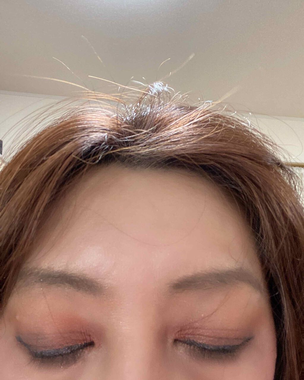 カラークイーン オイルシャドウ/ロレアル パリ/単色アイシャドウを使ったクチコミ（3枚目）