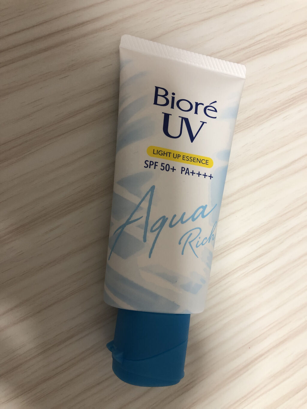ビオレUV アクアリッチ ライトアップエッセンス/ビオレ/日焼け止めクリームを使ったクチコミ（1枚目）