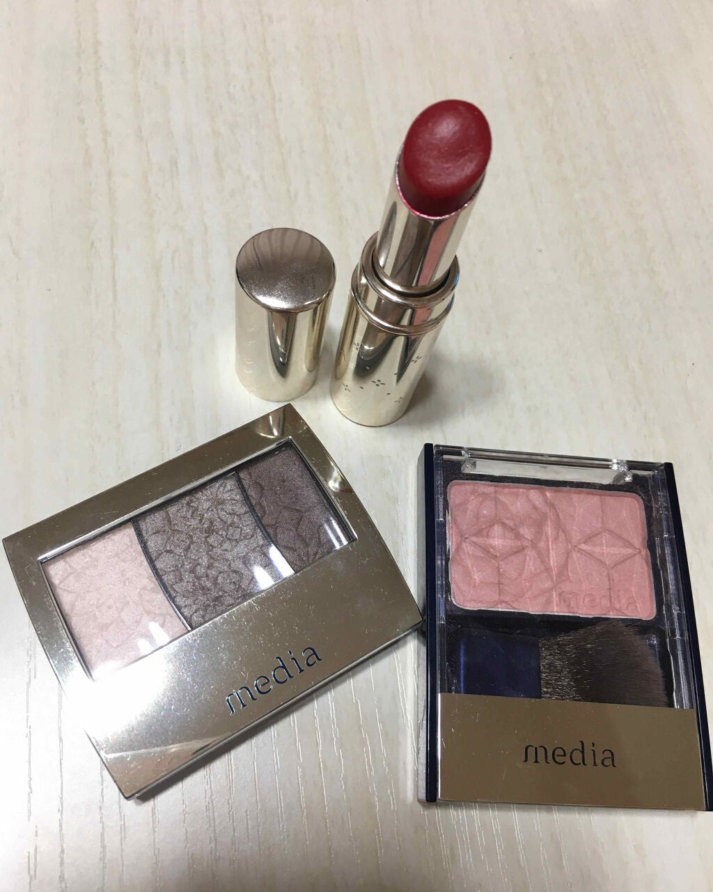 プラチナム 顔色アップ ラスティングルージュ/エルシア/口紅を使ったクチコミ(1枚目)