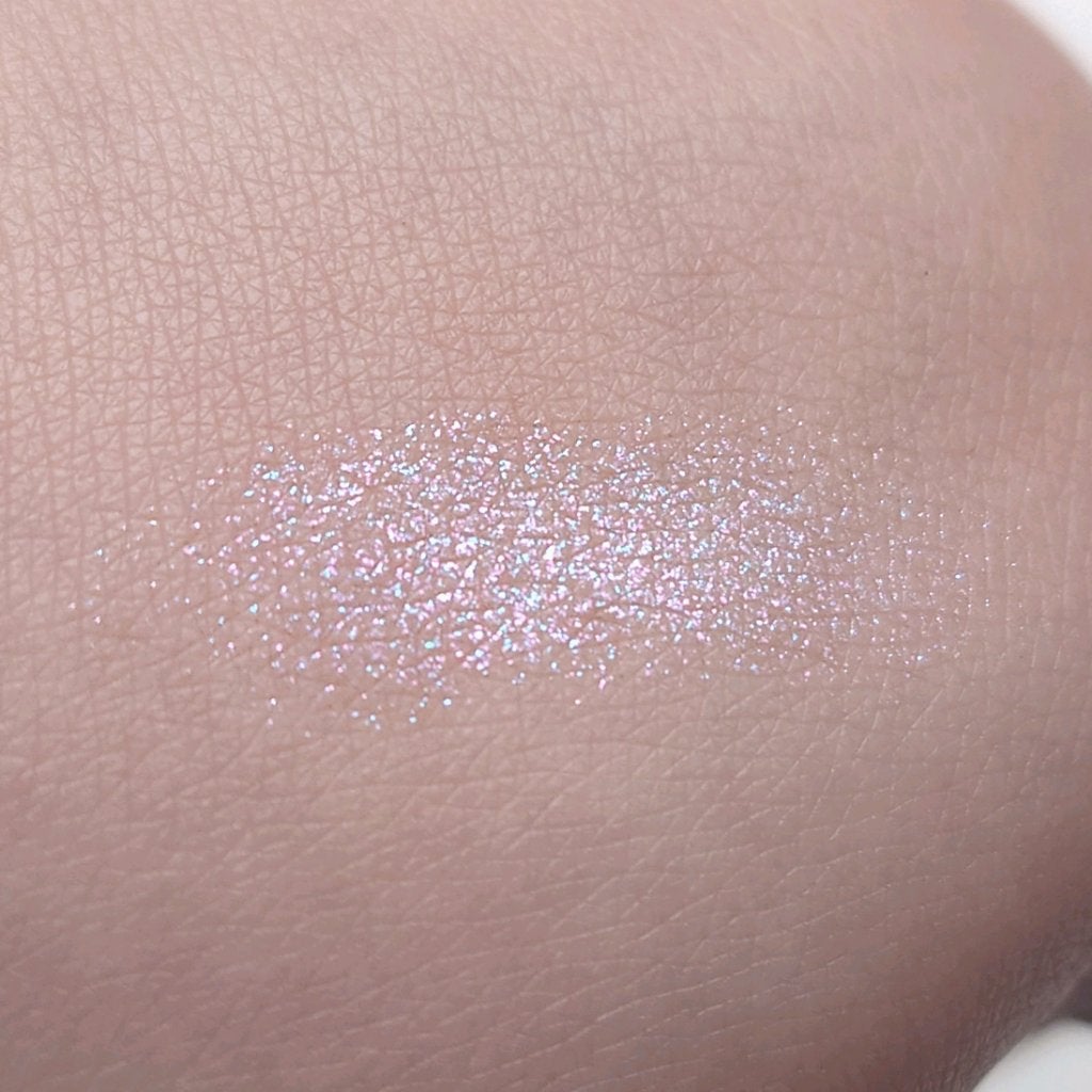 シャドーカスタマイズ (ブリリアントグリッター)/MAJOLICA MAJORCA/グリッターを使ったクチコミ(2枚目)