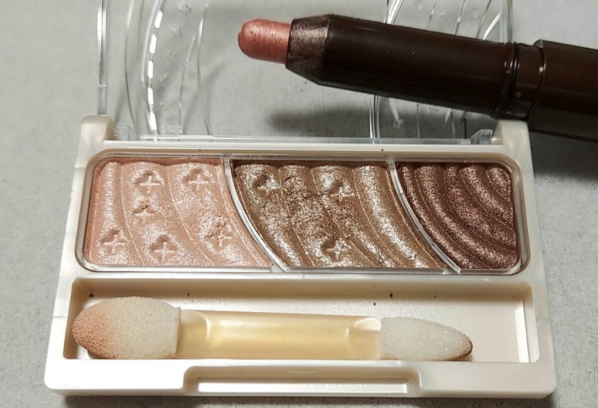 トーンアップアイシャドウ/CEZANNE/アイシャドウパレットを使ったクチコミ（1枚目）