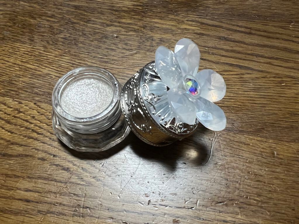 ジルスチュアート クリスタルブルーム ジェリービジュー/JILL STUART/ジェル・クリームアイシャドウを使ったクチコミ(1枚目)